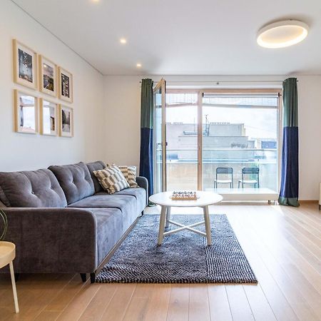 Cohost I Sunny Center Apt, Covered Parking, Balcony & Self Check-In Каунас Екстериор снимка