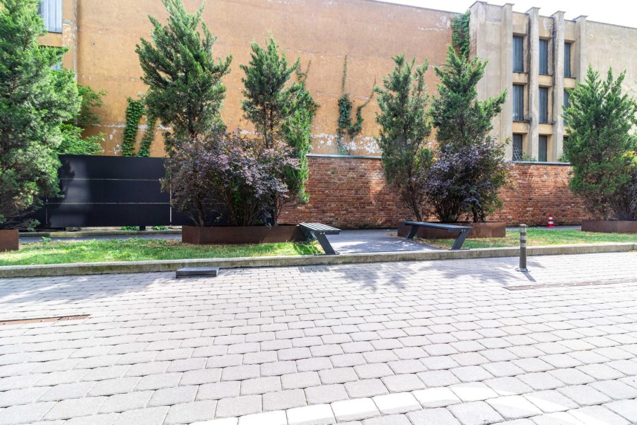 Cohost I Sunny Center Apt, Covered Parking, Balcony & Self Check-In Каунас Екстериор снимка